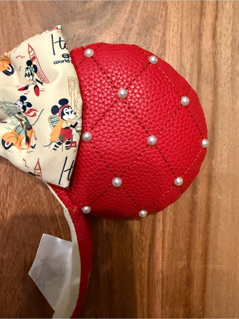 Faux Leather Disney Epcot Italy Minnie Mouse Ears - Picture 4 of 9
